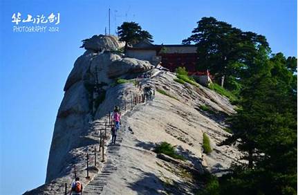 華山的北峰索道門票樣子_華山北峰索道在哪里買票？